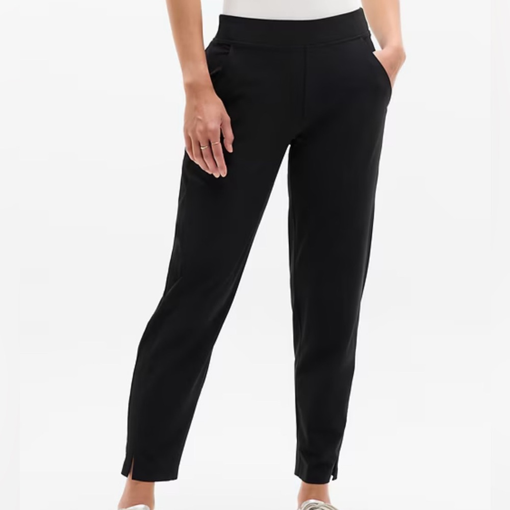 Athleta Black Jogger Pants